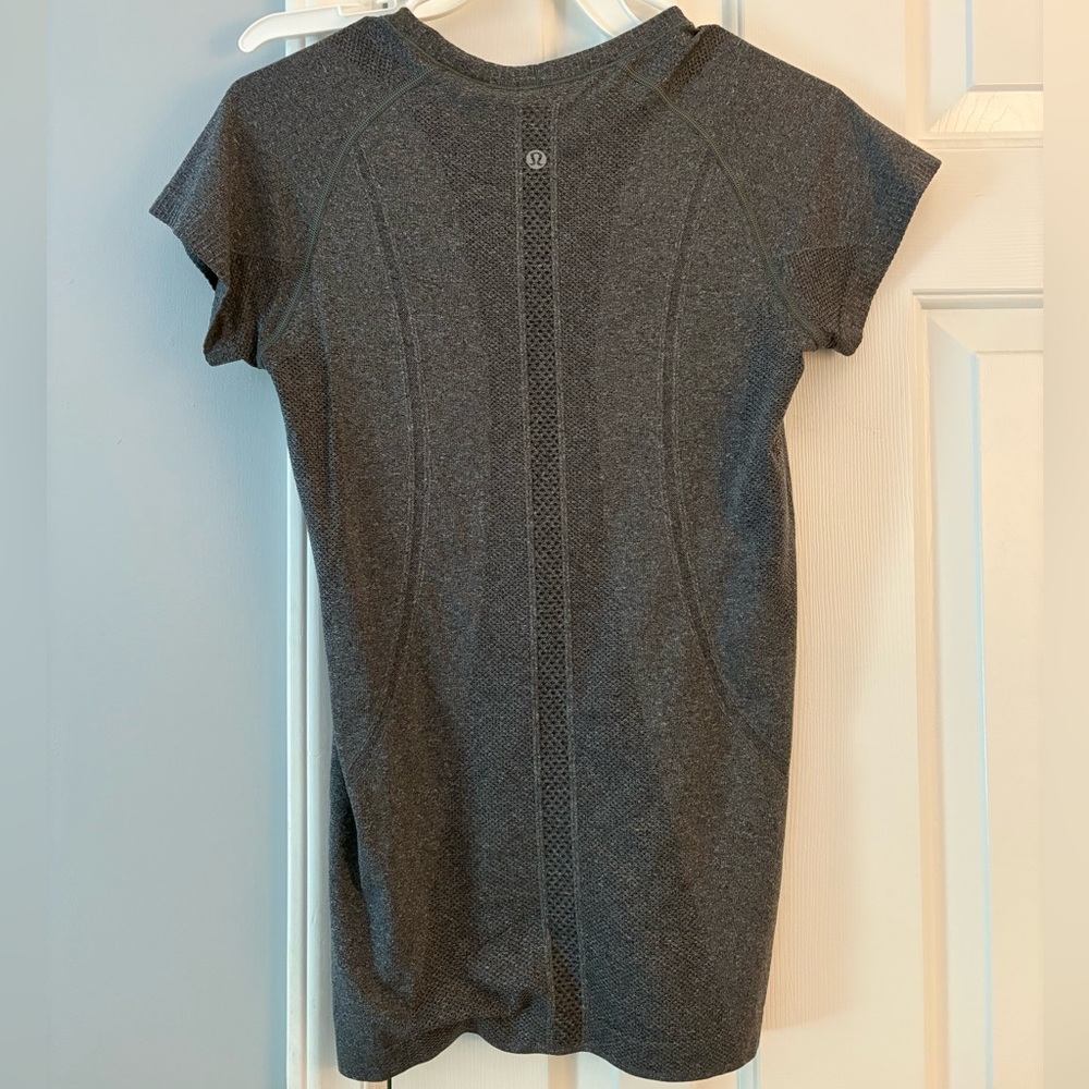 Lululemon Swiftly Tech Shirt